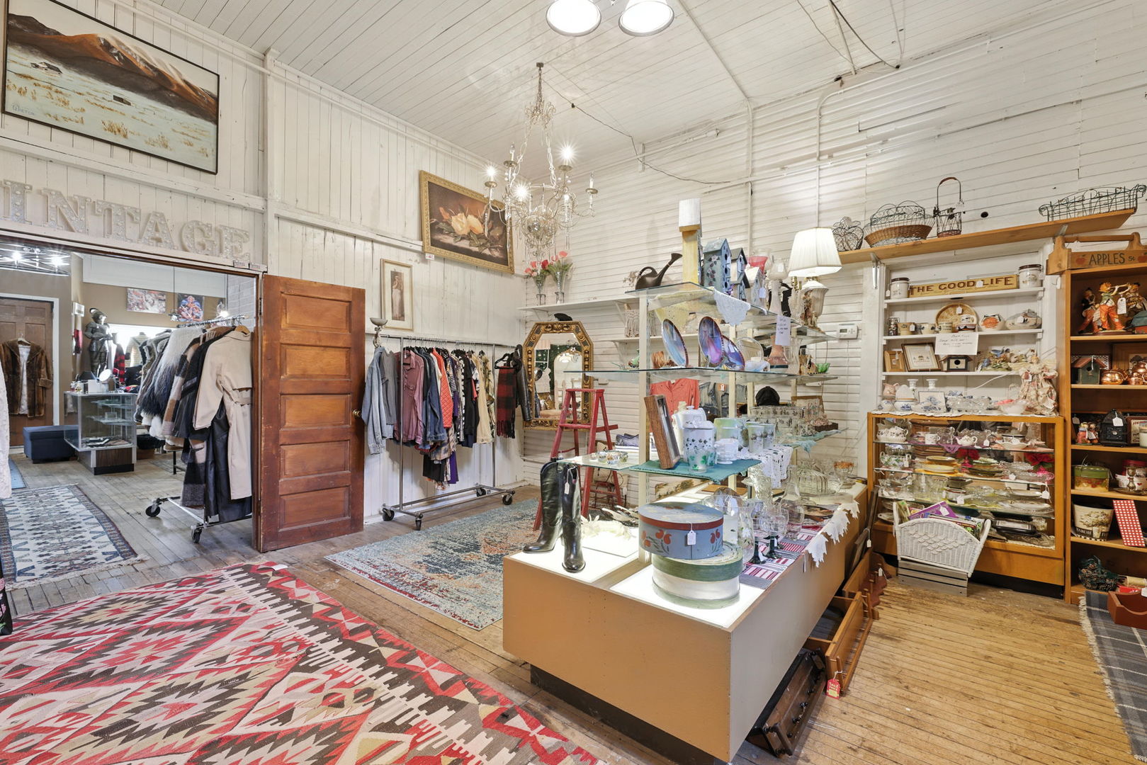 9936 Main Street, Hebron, IL 60034