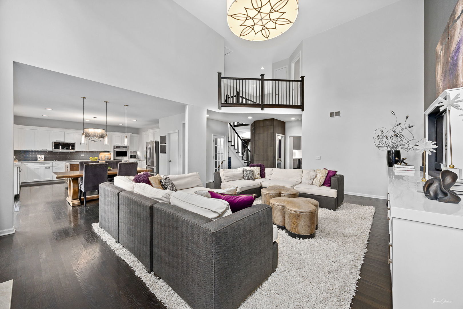 1950 Elmore Avenue, Downers Grove, IL 60515