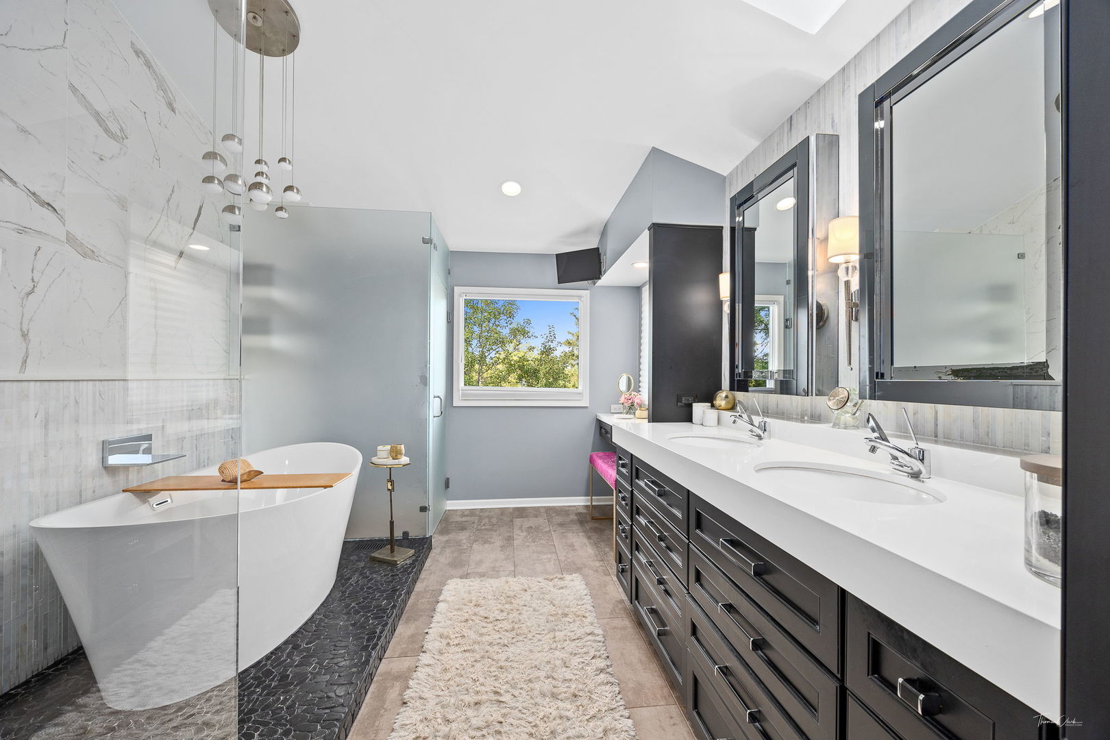 1950 Elmore Avenue, Downers Grove, IL 60515