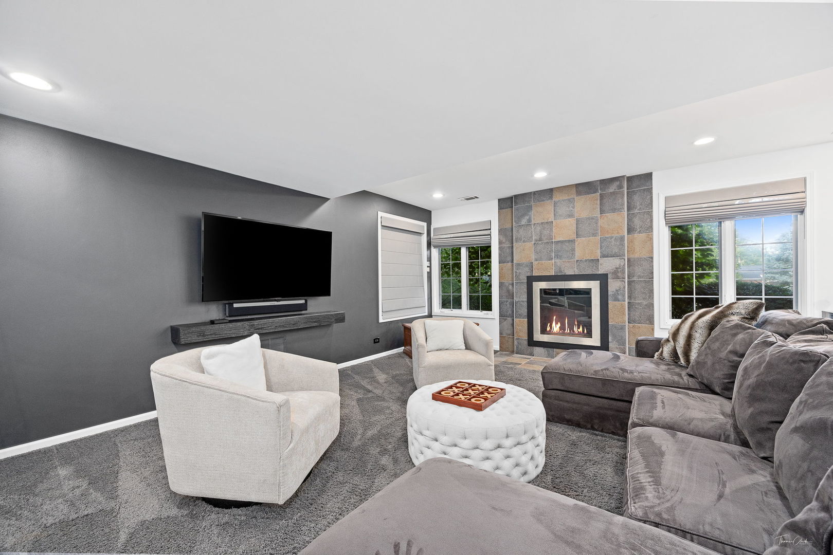 1950 Elmore Avenue, Downers Grove, IL 60515