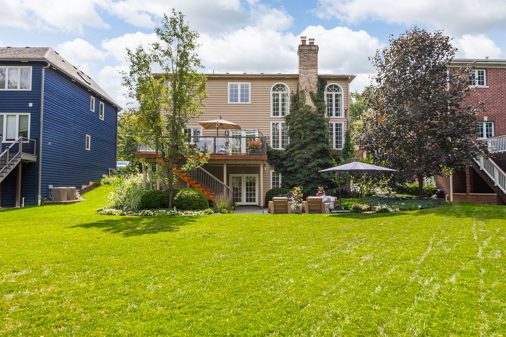 1950 Elmore Avenue, Downers Grove, IL 60515