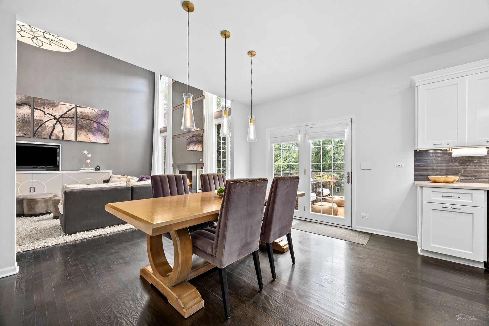 1950 Elmore Avenue, Downers Grove, IL 60515