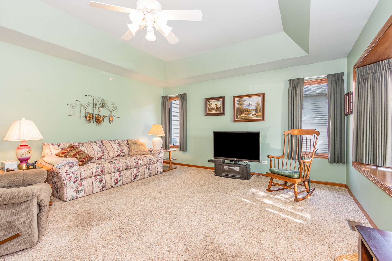 1377 Cannonball Trail, Yorkville, IL 60560