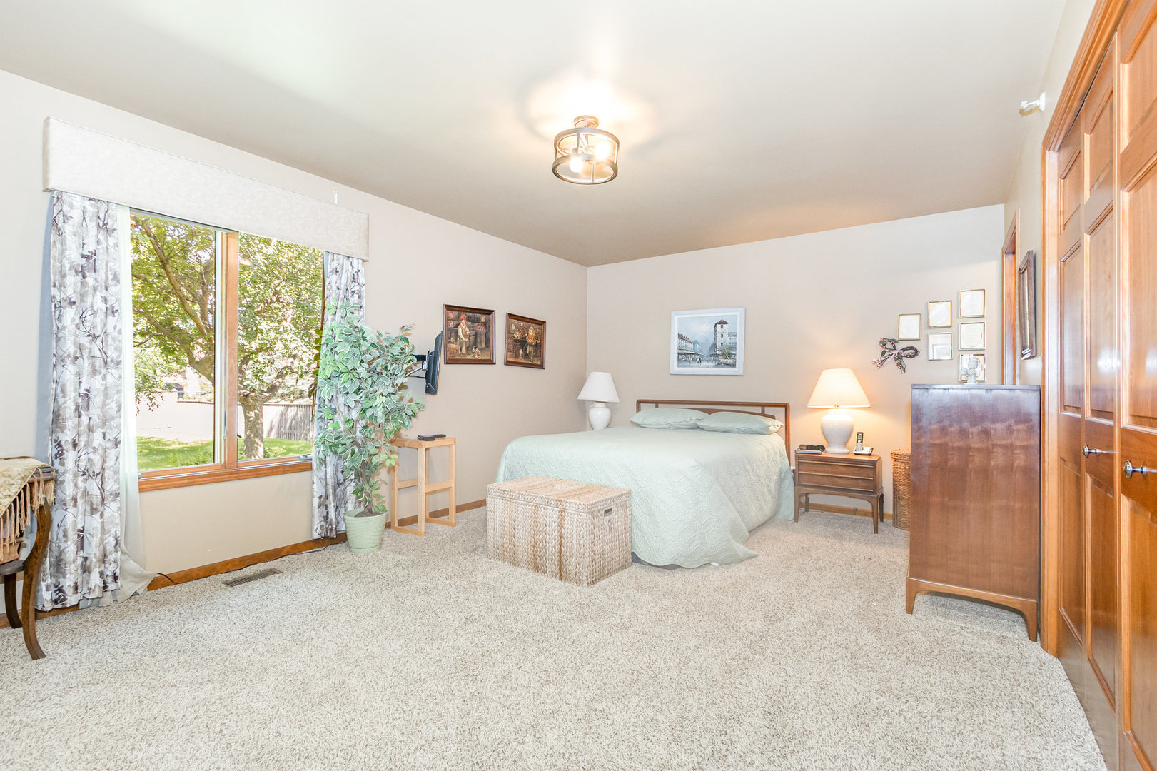 1377 Cannonball Trail, Yorkville, IL 60560