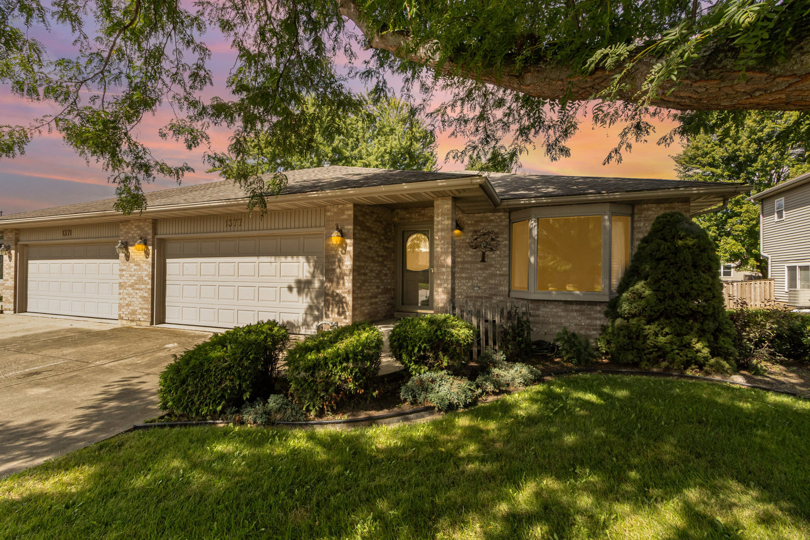 1377 Cannonball Trail, Yorkville, IL 60560