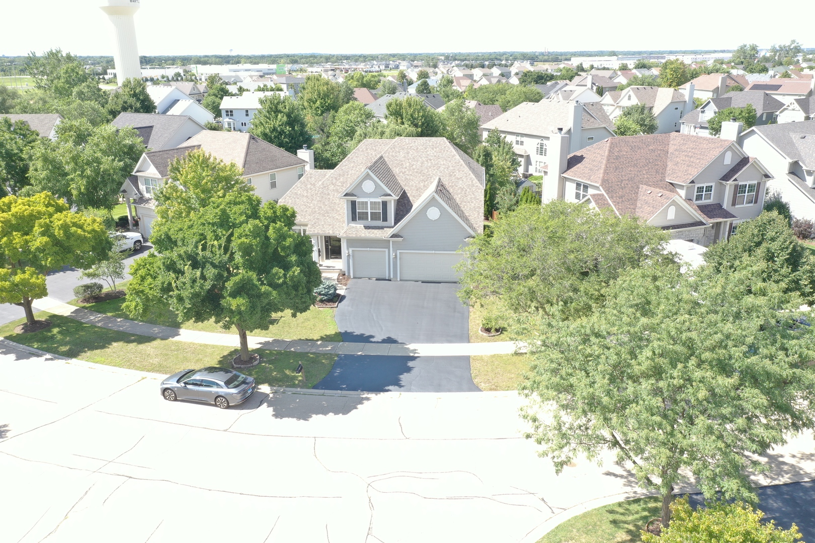 240 HEARTHSTONE Drive, Bartlett, IL 60103