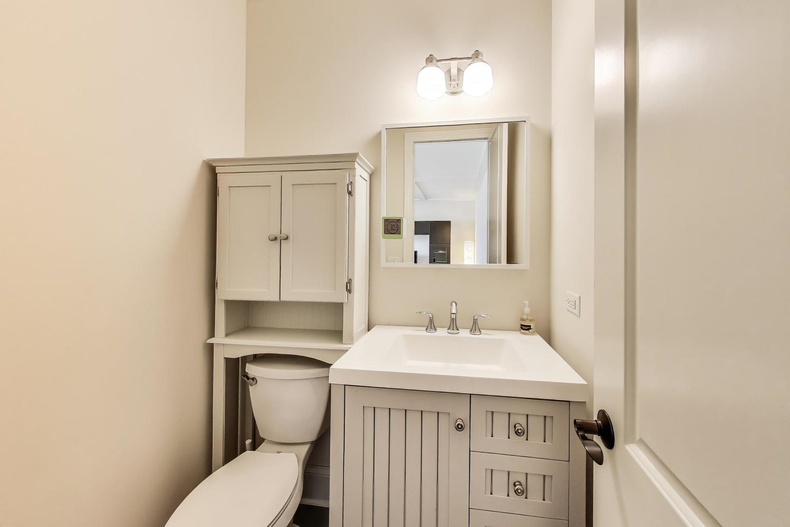 355 W FIRST Avenue, Elmhurst, IL 60126