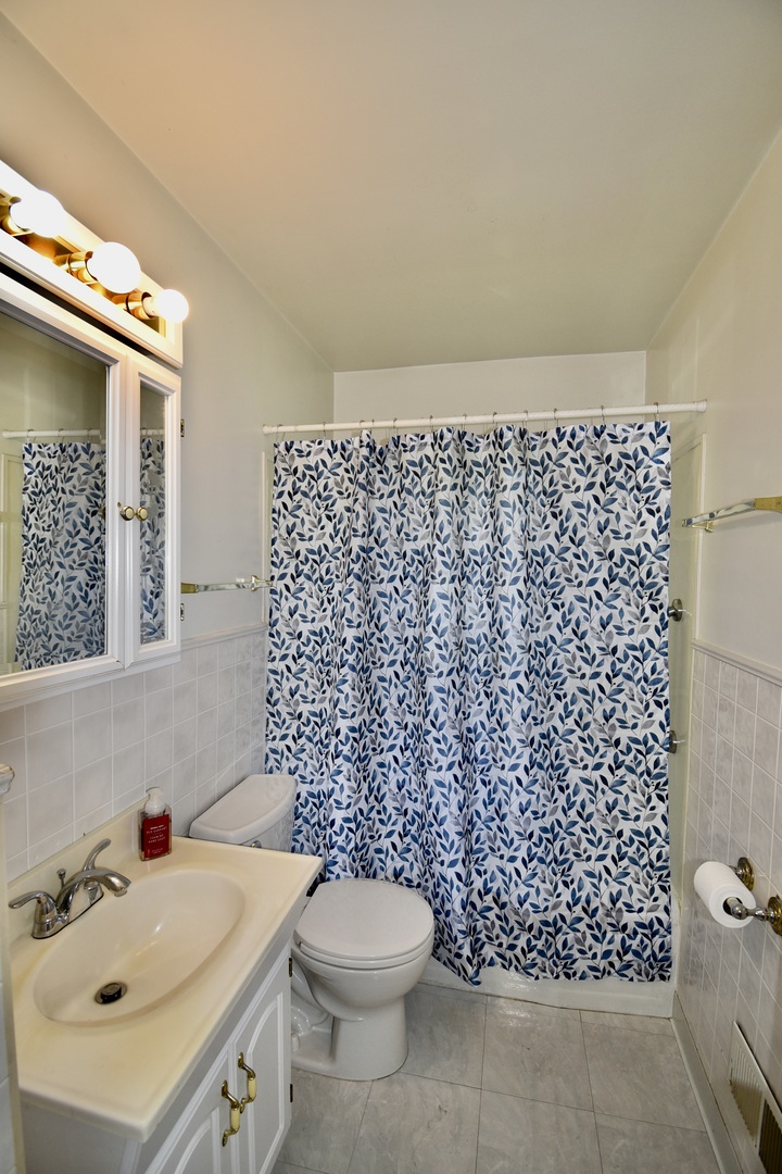 16007 Cottage Grove Avenue, South Holland, IL 60473