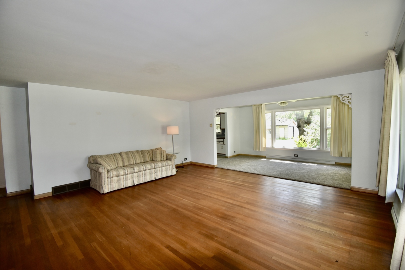 16007 Cottage Grove Avenue, South Holland, IL 60473