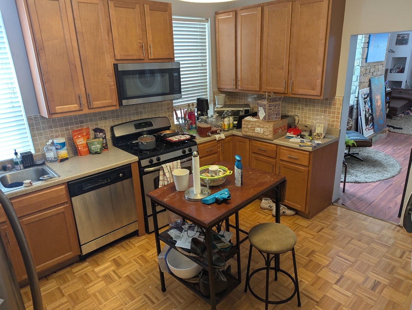 2965 N Lincoln Avenue, Chicago, IL 60657