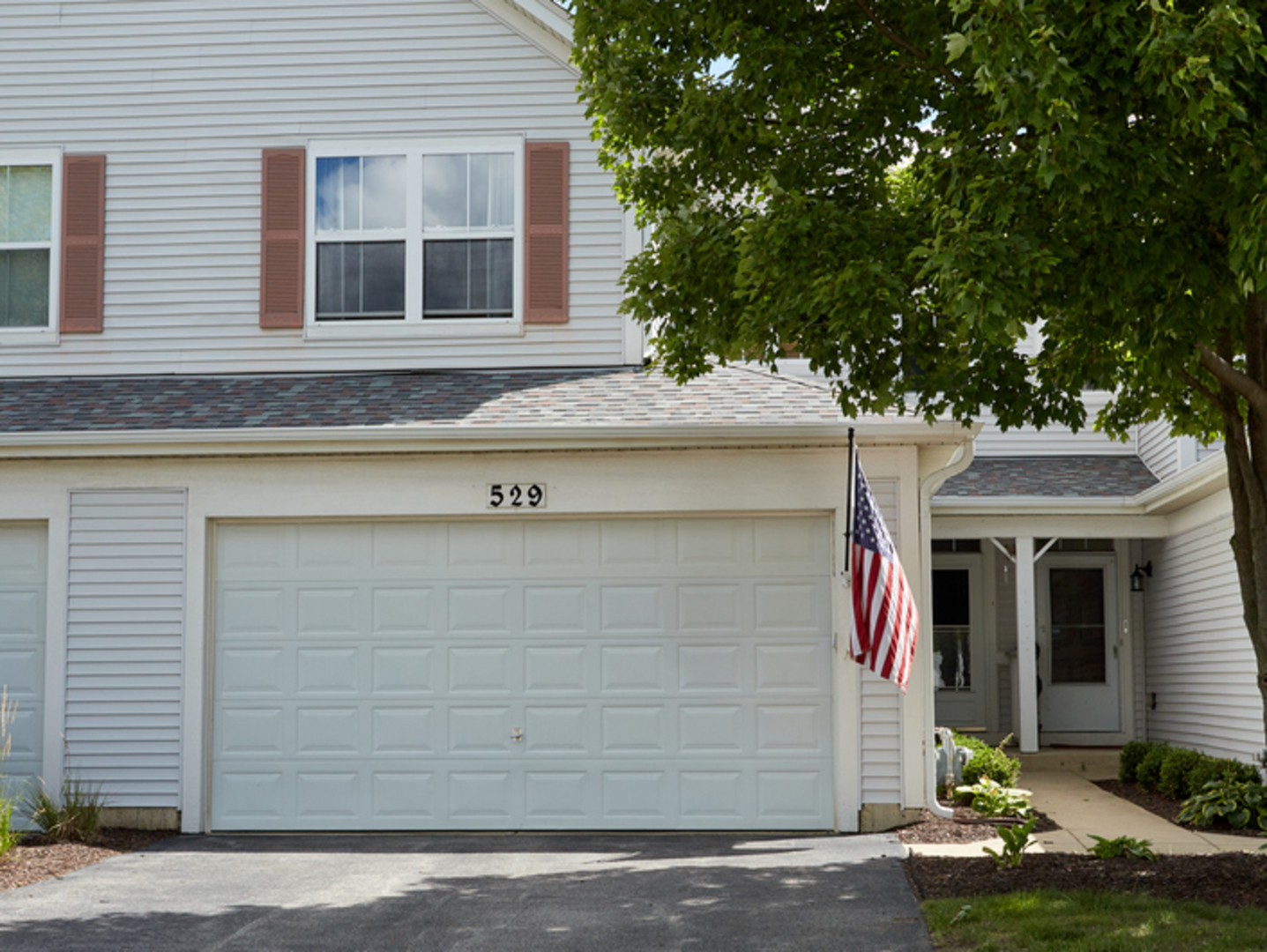 529 Horizon Drive, Bartlett, IL 60103