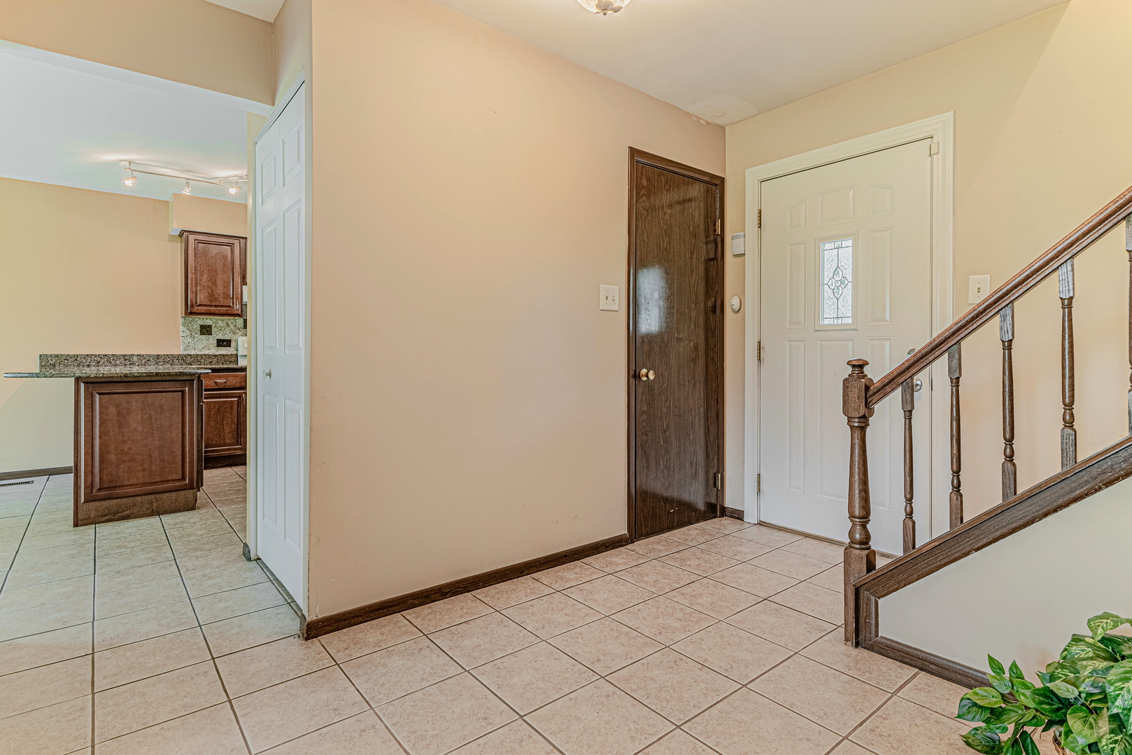 520 N Salem Drive, Schaumburg, IL 60194
