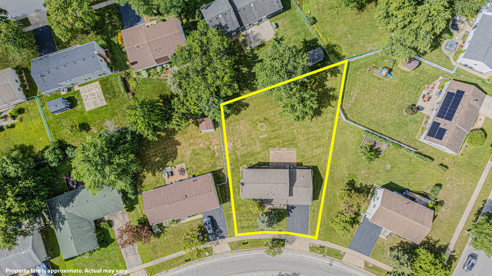 520 N Salem Drive, Schaumburg, IL 60194