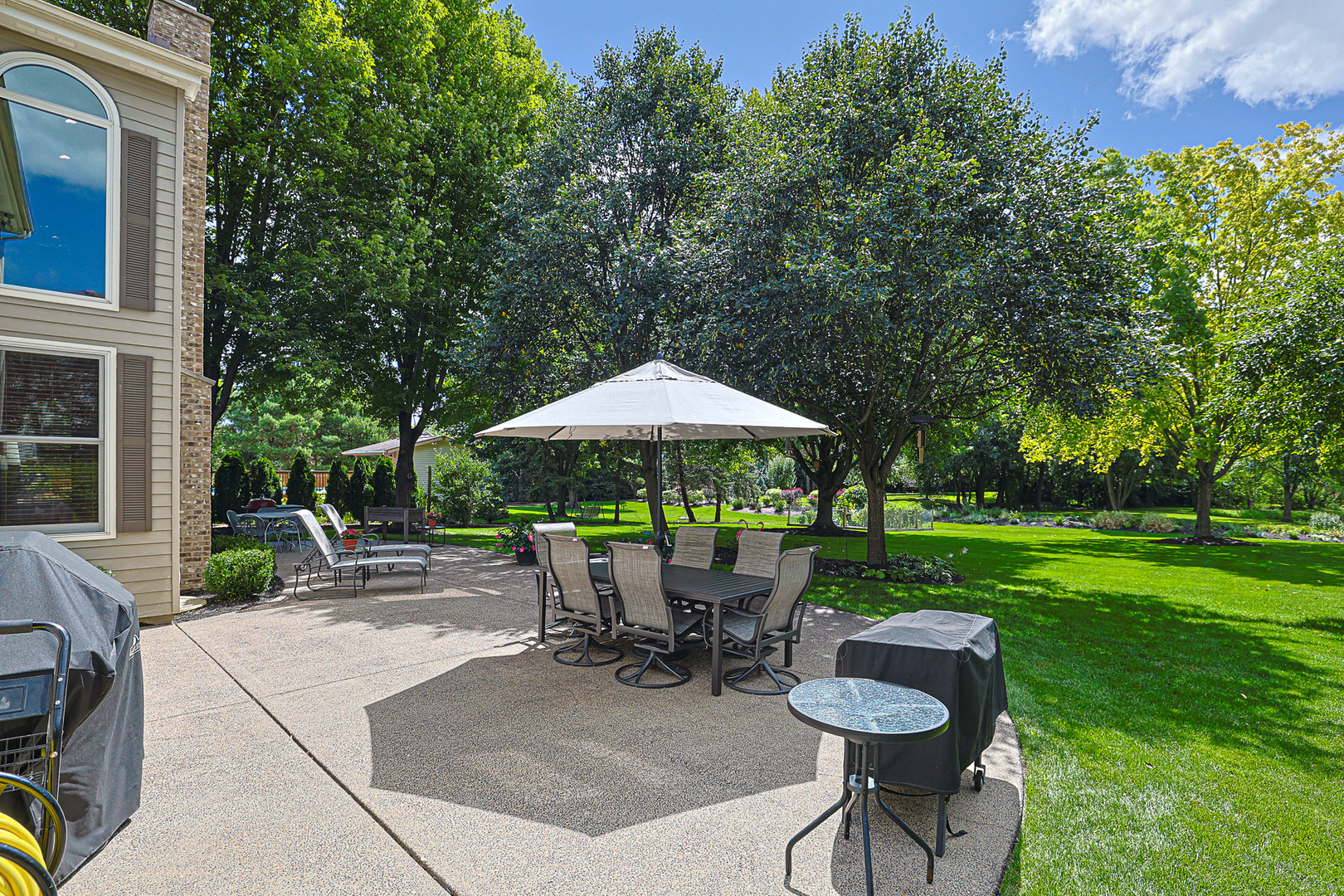 1205 Alexandra Boulevard, Crystal Lake, IL 60014