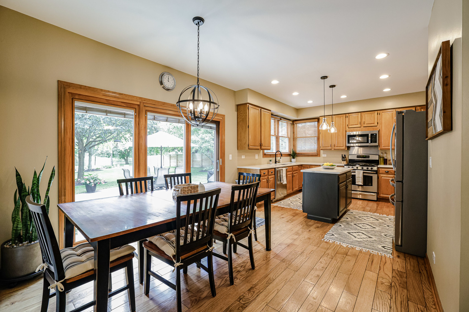 1205 Alexandra Boulevard, Crystal Lake, IL 60014