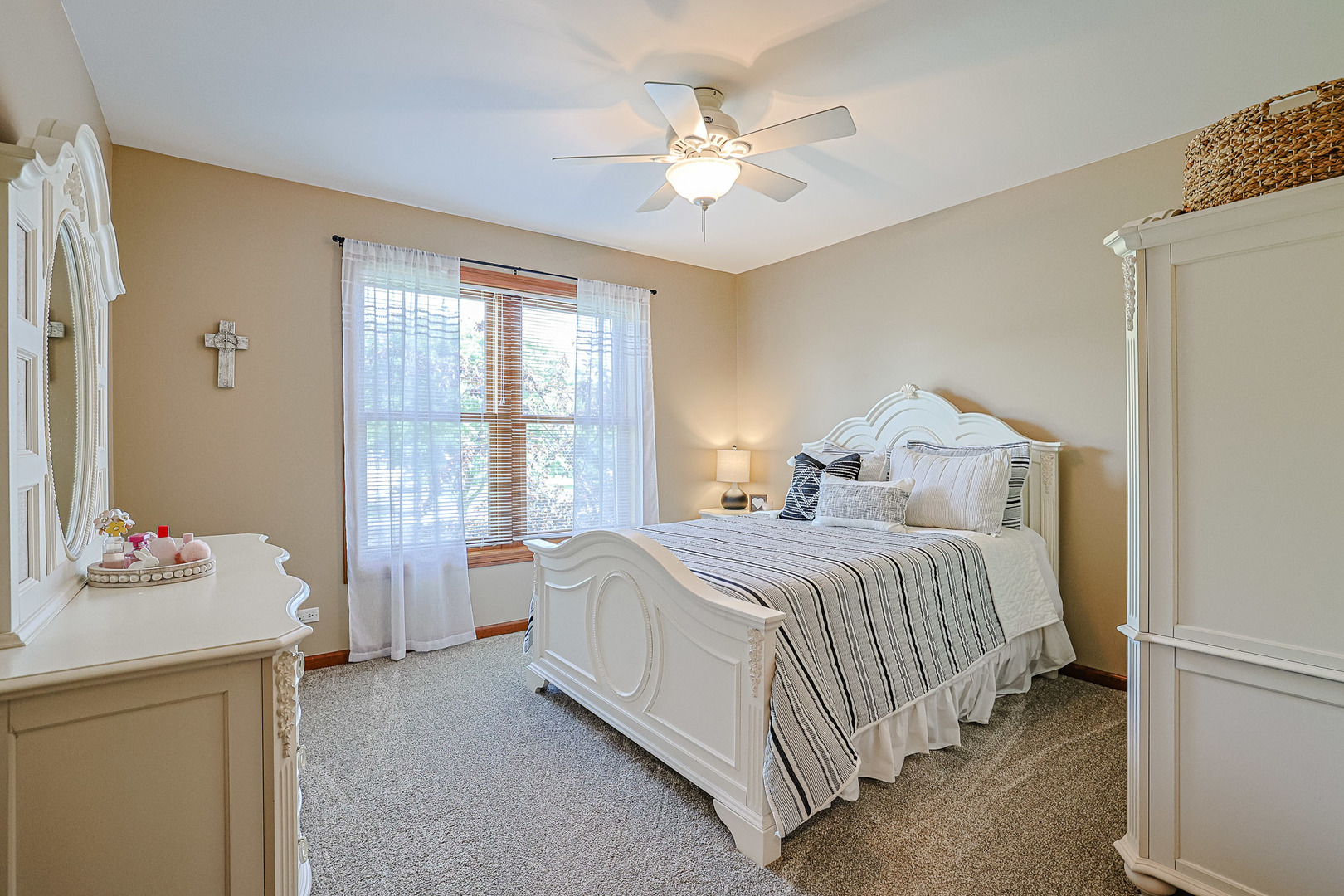1205 Alexandra Boulevard, Crystal Lake, IL 60014