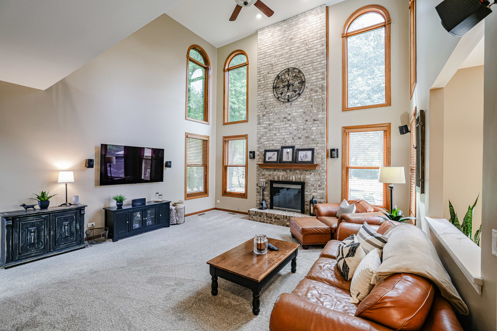 1205 Alexandra Boulevard, Crystal Lake, IL 60014