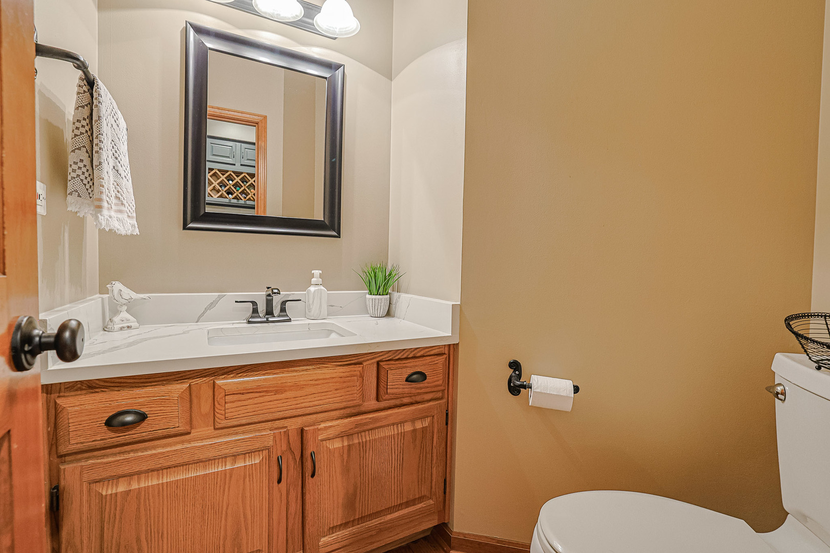 1205 Alexandra Boulevard, Crystal Lake, IL 60014