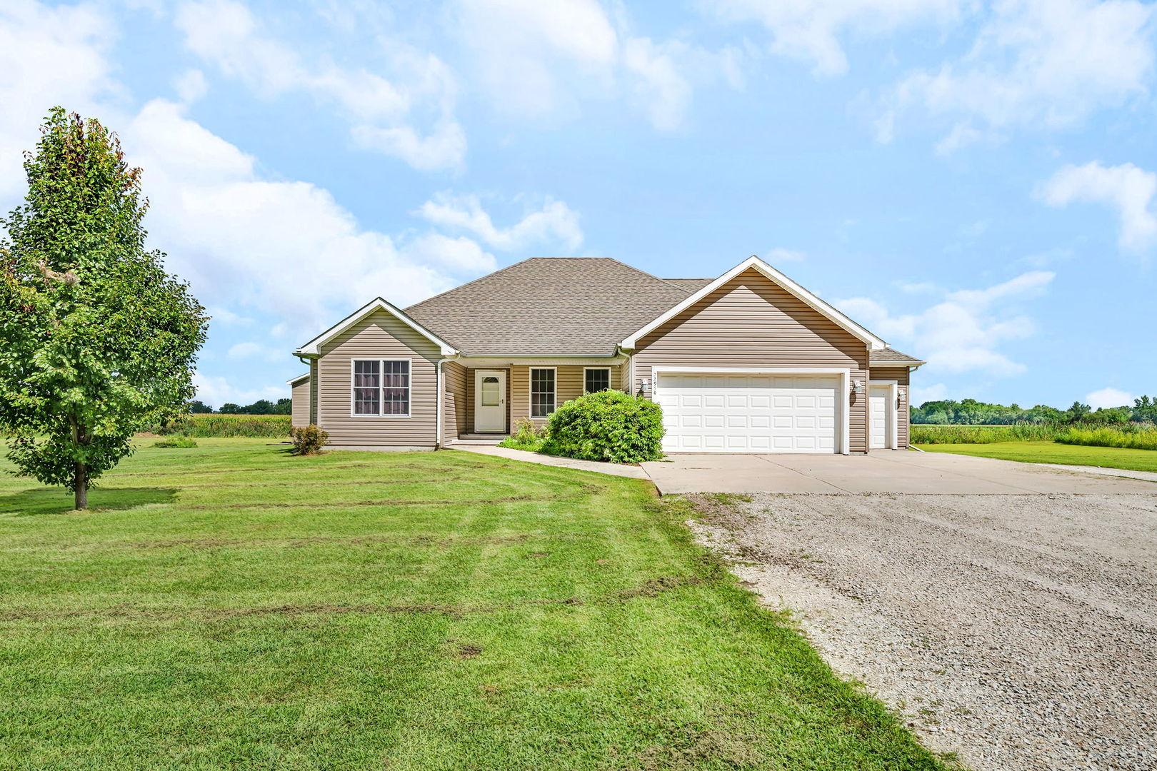 22954 McGuire Road, Wilmington, IL 60481