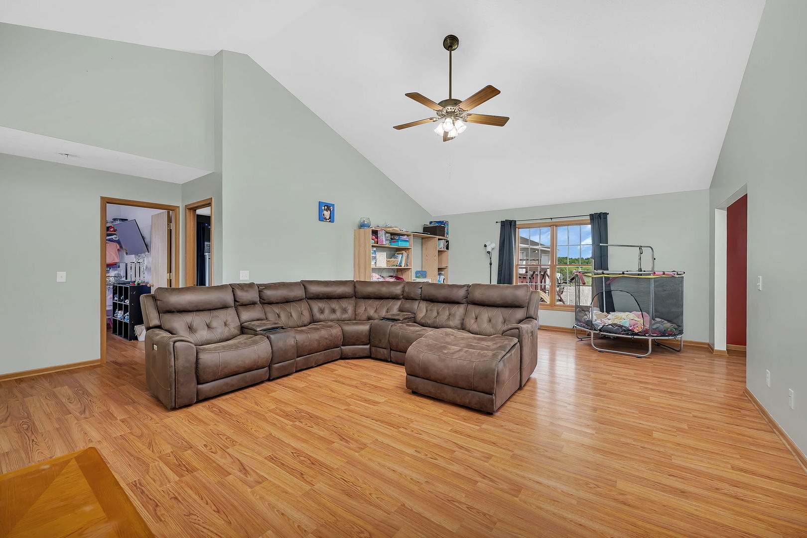22954 McGuire Road, Wilmington, IL 60481