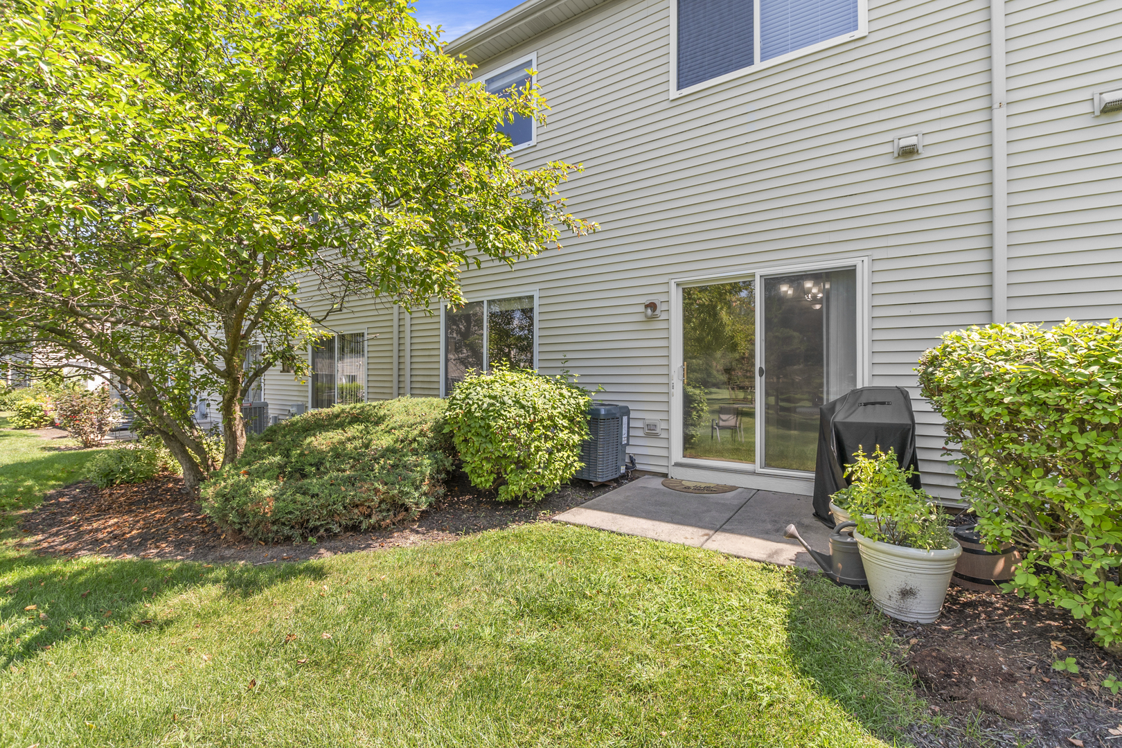 17663 Gilbert Drive, Lockport, IL 60441