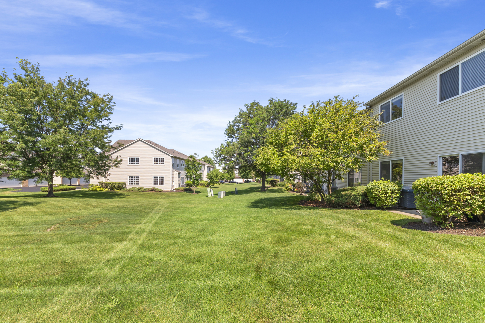 17663 Gilbert Drive, Lockport, IL 60441
