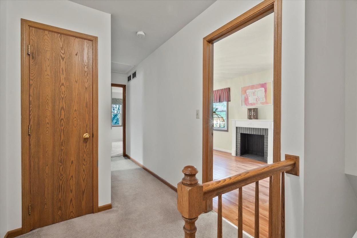 620 W 58th Street, Westmont, IL 60559