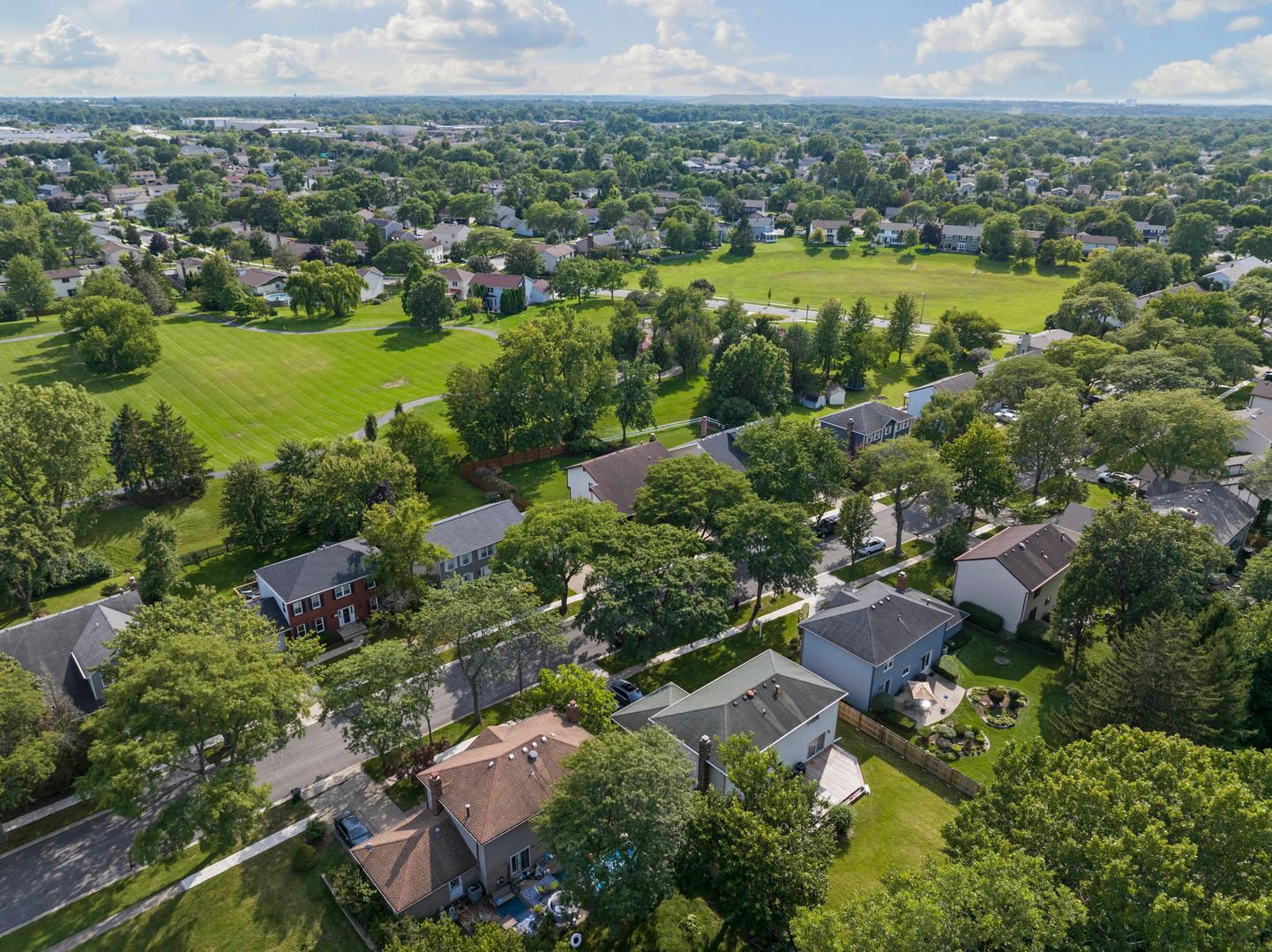 2032 Wheeler Street, Woodridge, IL 60517