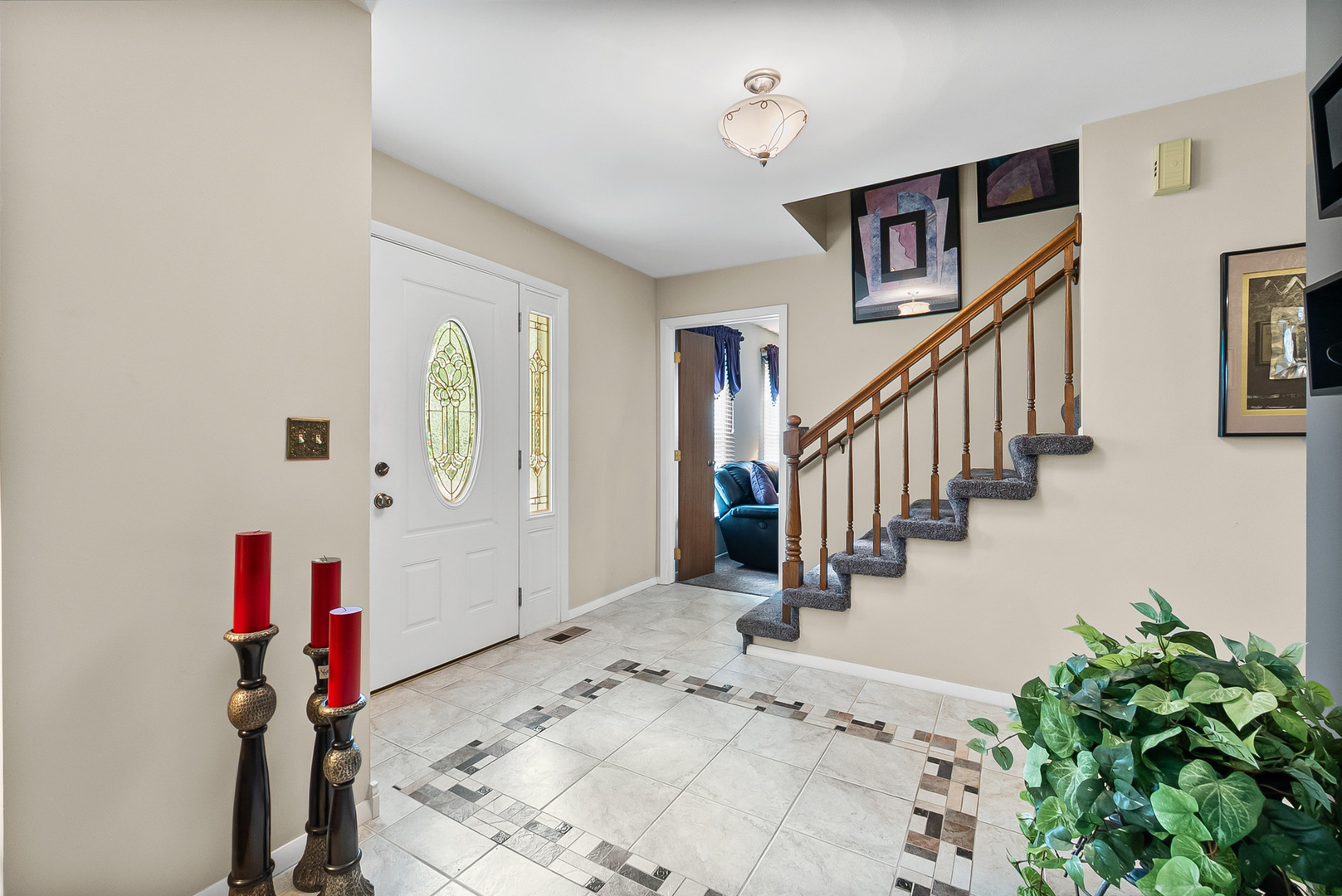 2032 Wheeler Street, Woodridge, IL 60517
