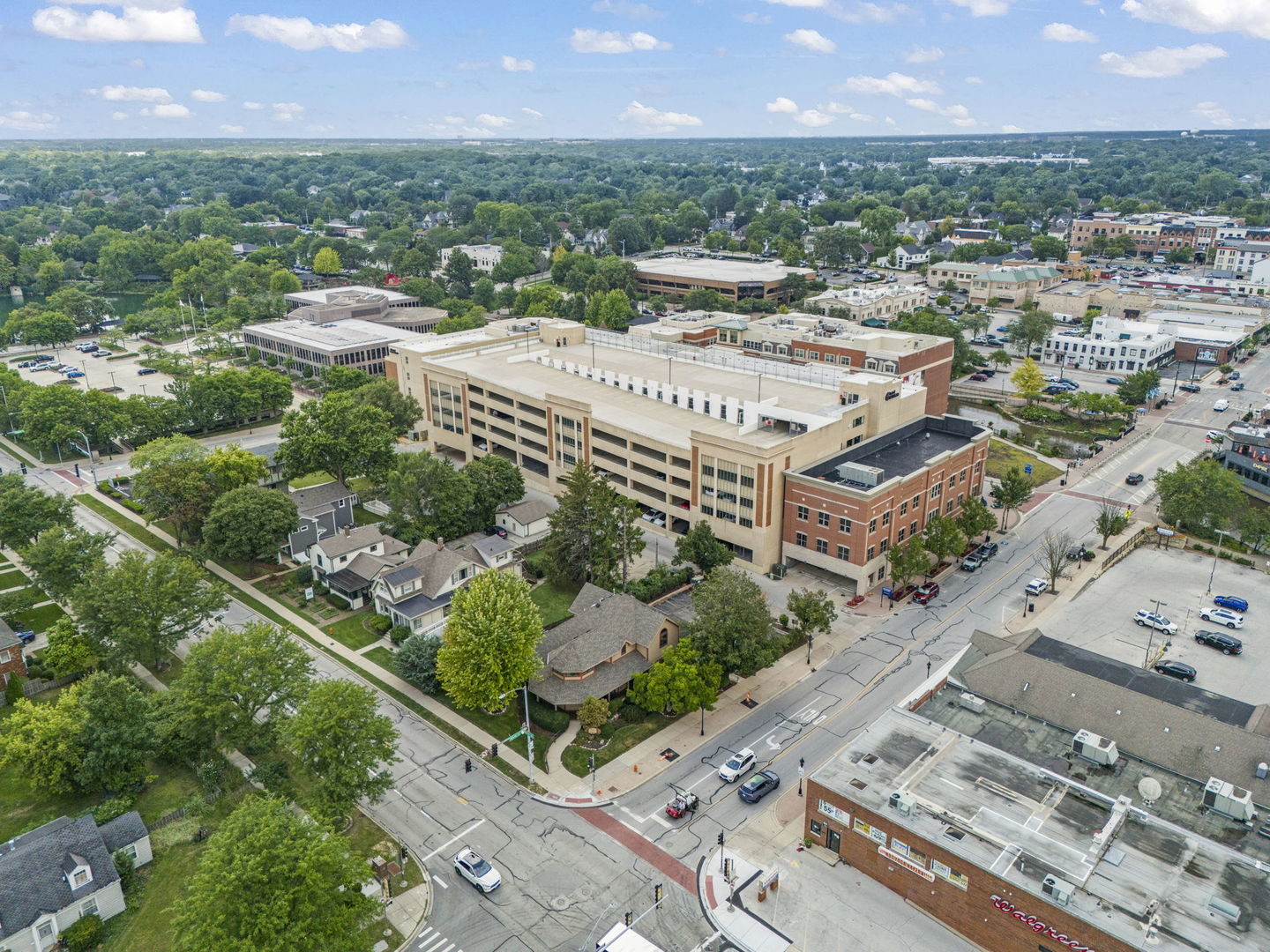 405 S Main Street, Naperville, IL 60540