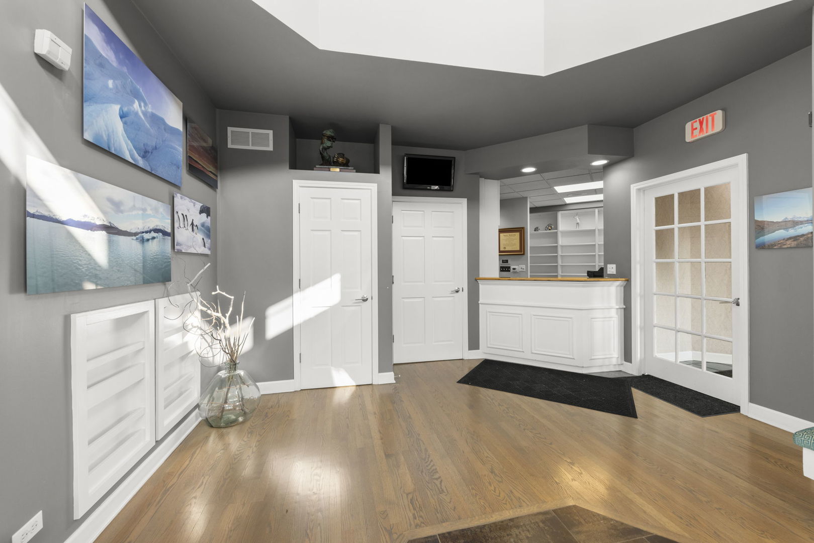 405 S Main Street, Naperville, IL 60540