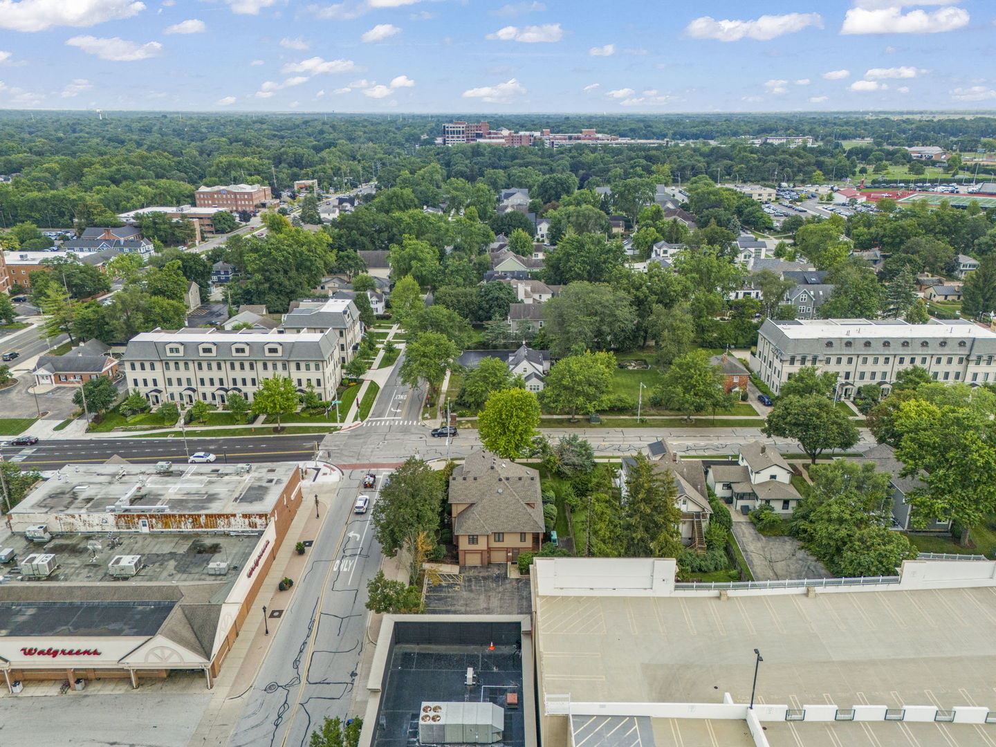 405 S Main Street, Naperville, IL 60540