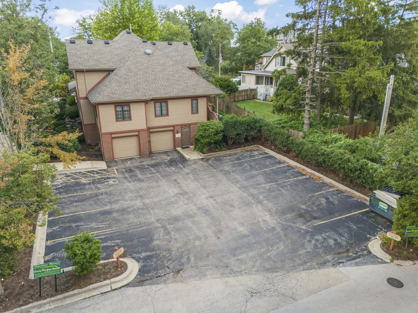 405 S Main Street, Naperville, IL 60540