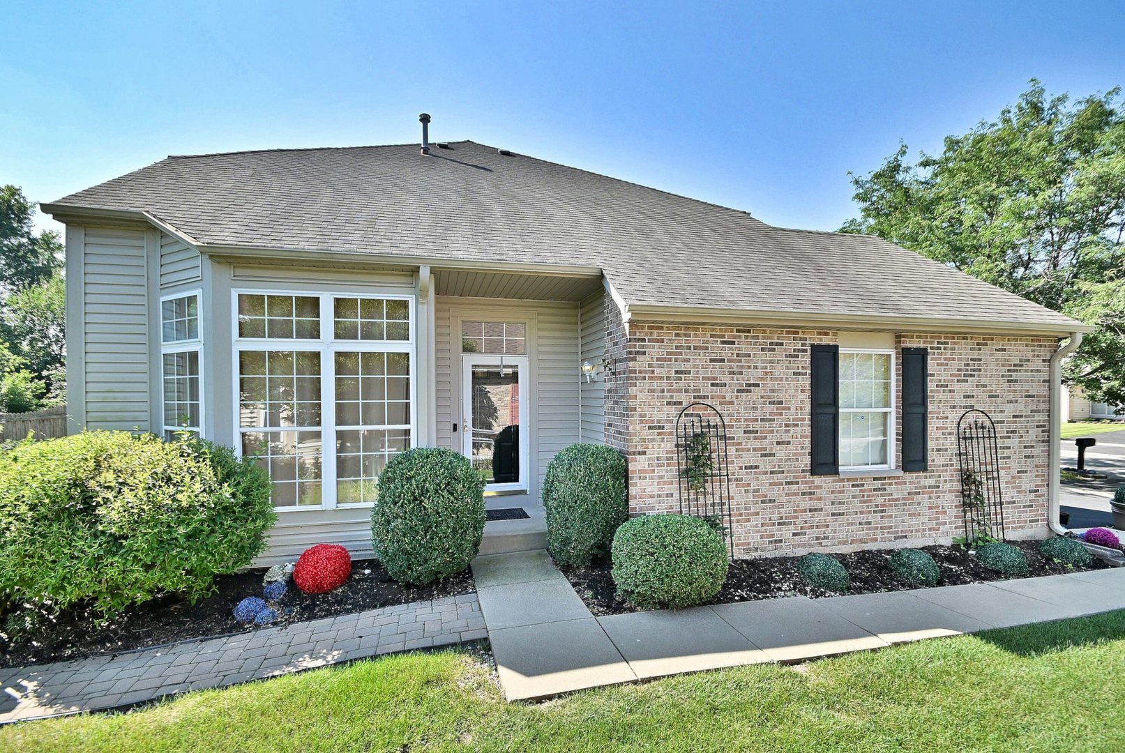 288 Picardy Lane, Bolingbrook, IL 60440