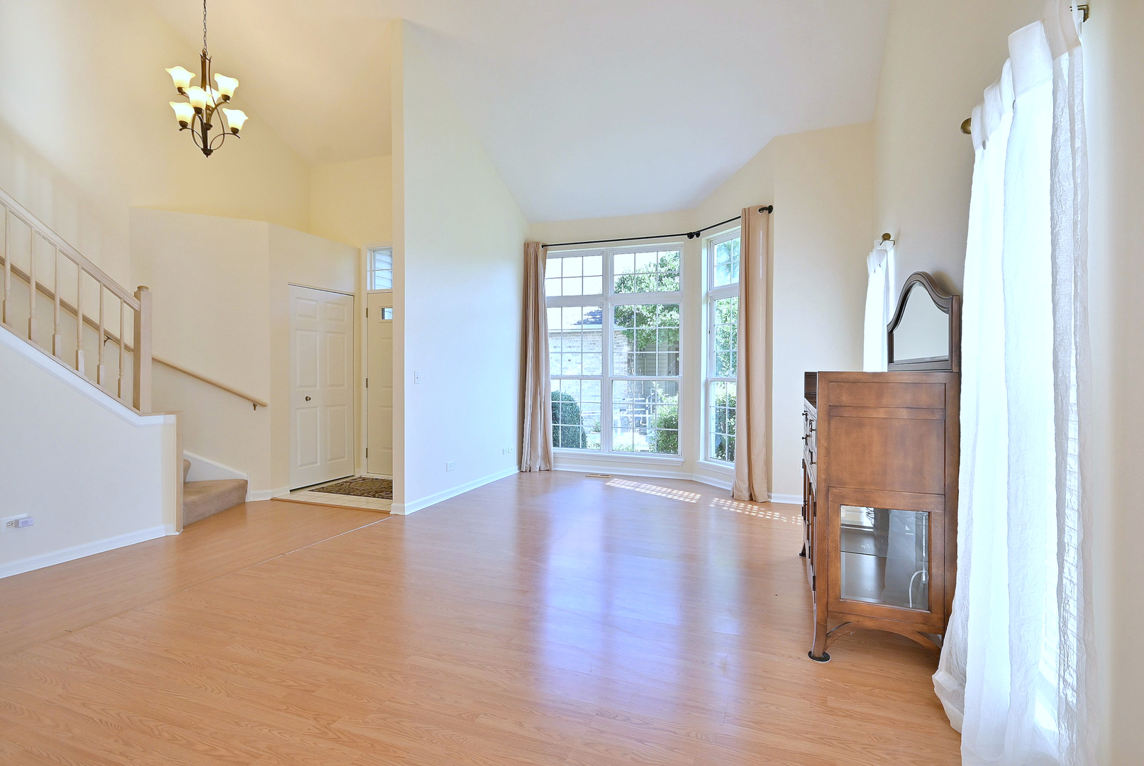 288 Picardy Lane, Bolingbrook, IL 60440