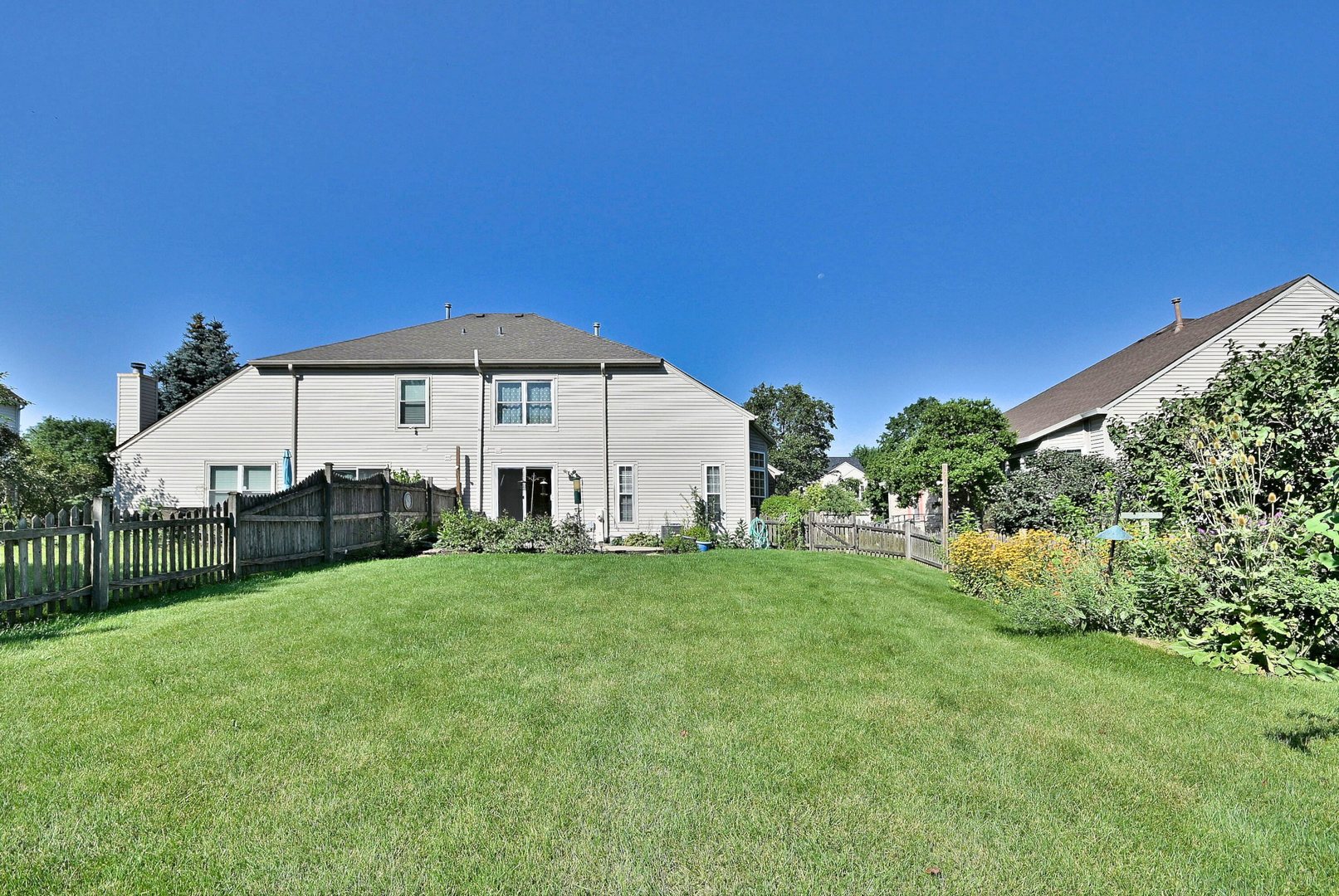 288 Picardy Lane, Bolingbrook, IL 60440