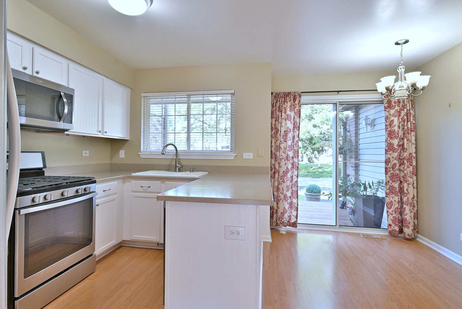 288 Picardy Lane, Bolingbrook, IL 60440