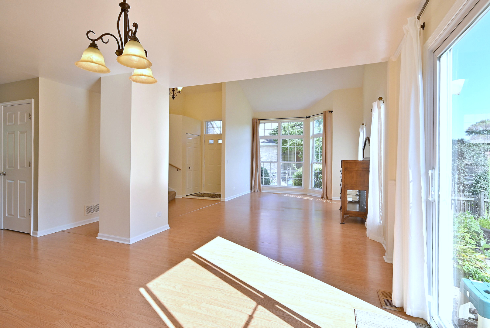 288 Picardy Lane, Bolingbrook, IL 60440