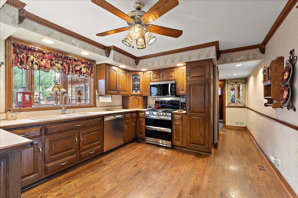 11109 S Normandy Avenue, Worth, IL 60482