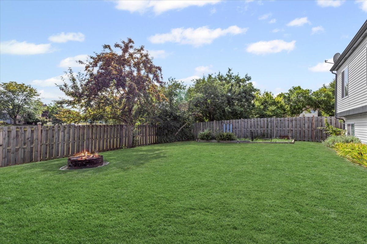 5155 Portage Lane, Gurnee, IL 60031