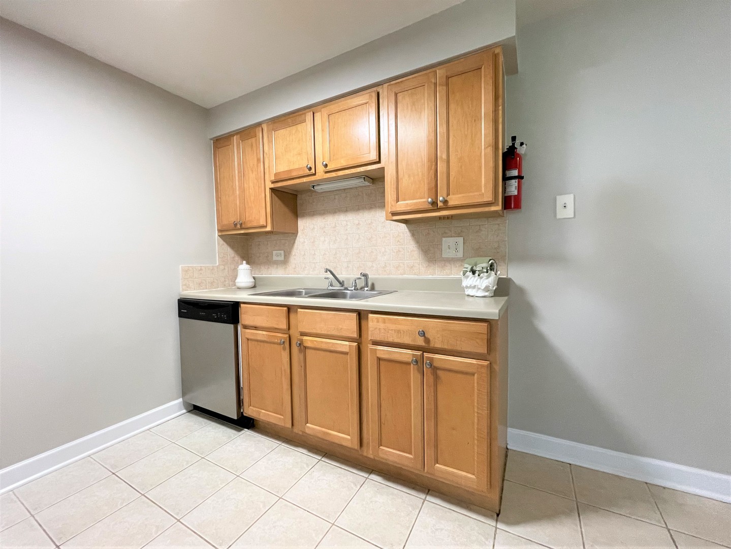 8816 Briar Court #2C, Des Plaines, IL 60016