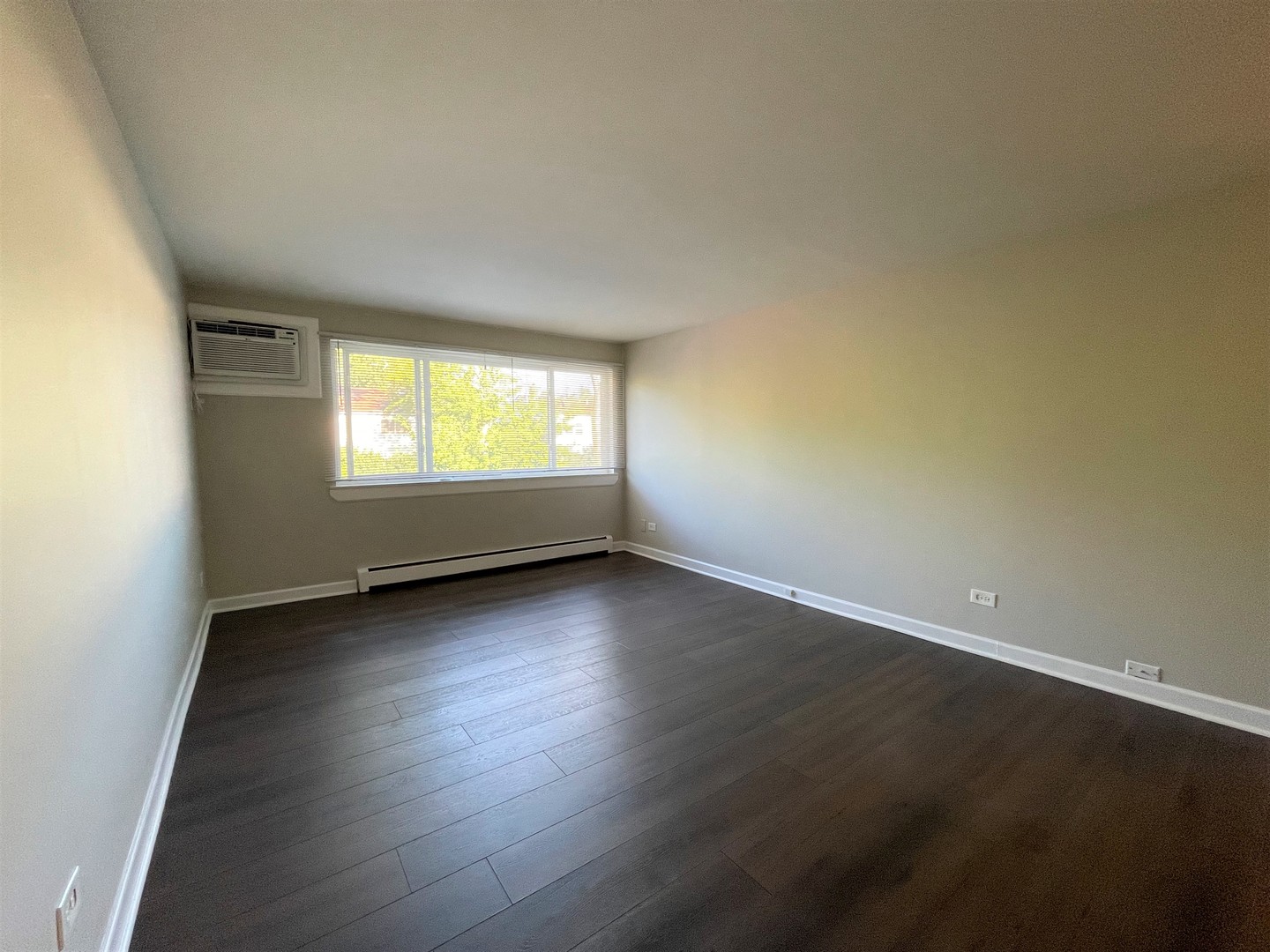 8816 Briar Court #2C, Des Plaines, IL 60016