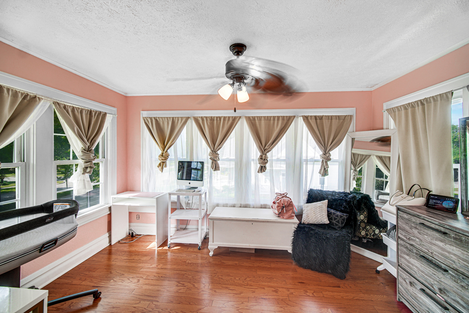 1908 Harlem Boulevard, Rockford, IL 61103