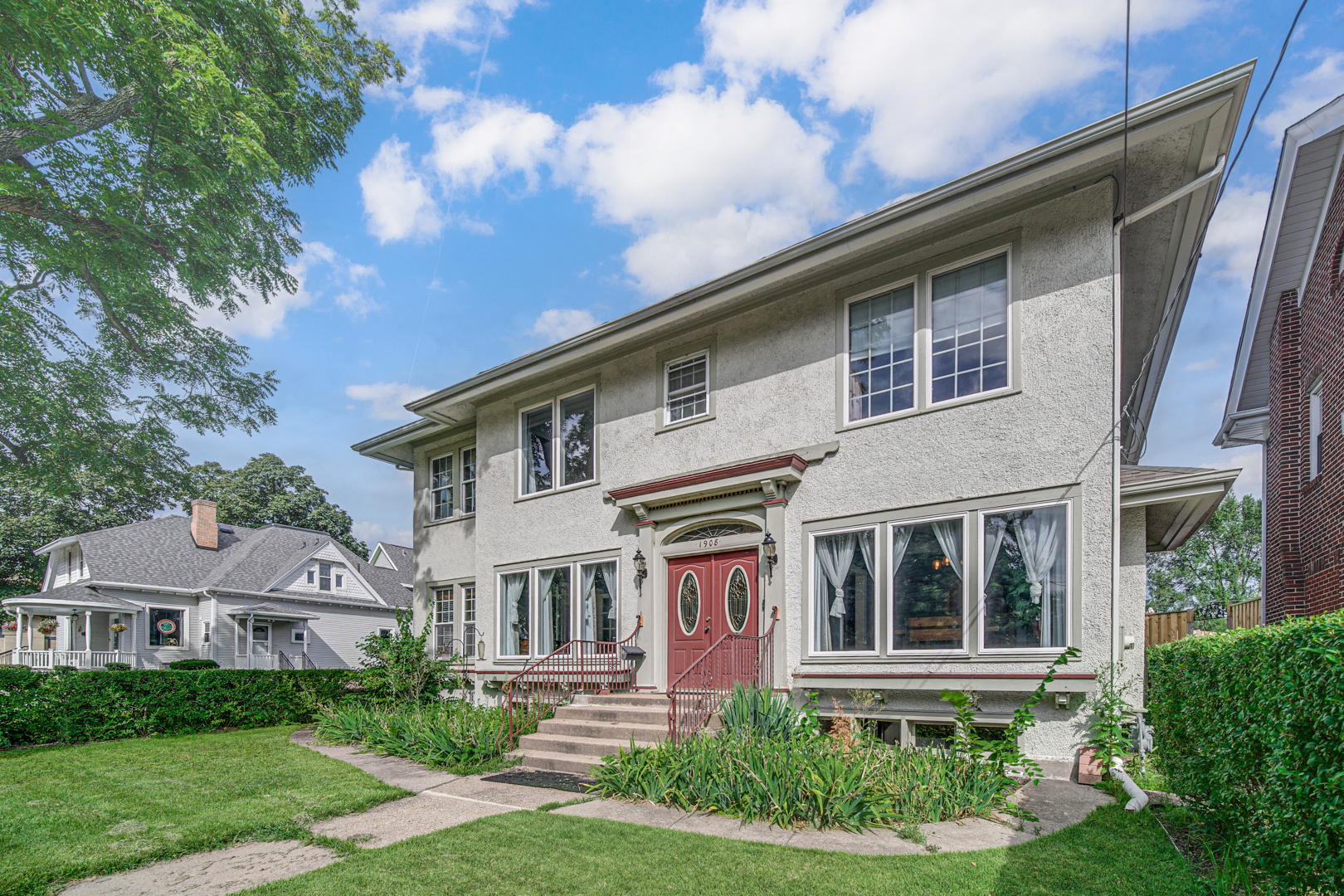 1908 Harlem Boulevard, Rockford, IL 61103