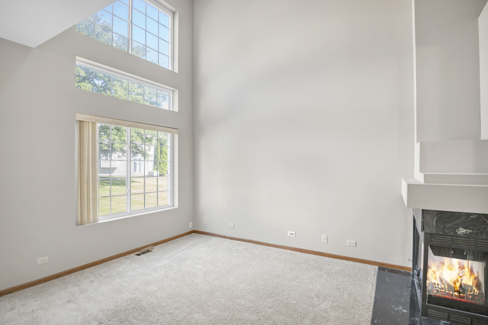 951 Viewpoint Drive #951, Lake In The Hills, IL 60156