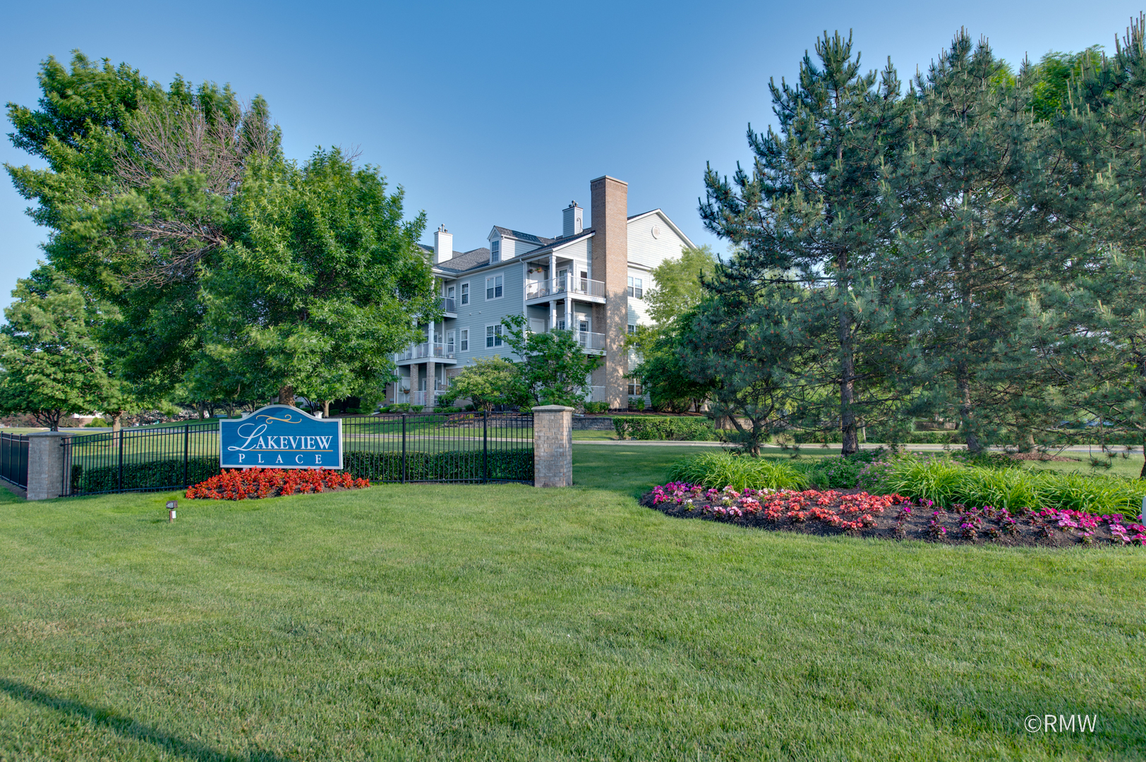 1259 W Lake Street #304, Addison, IL 60101