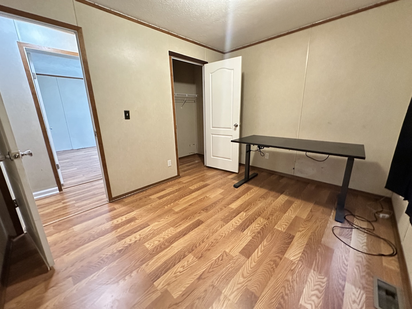 319 Avenue F, Bloomington, IL 61704