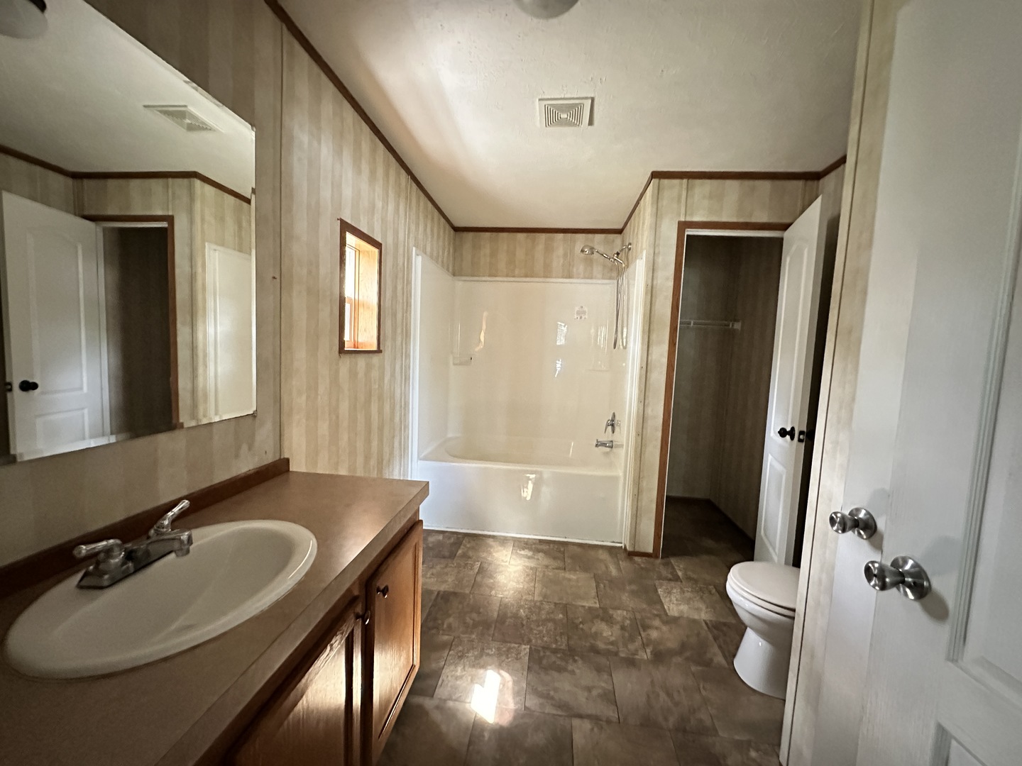 319 Avenue F, Bloomington, IL 61704