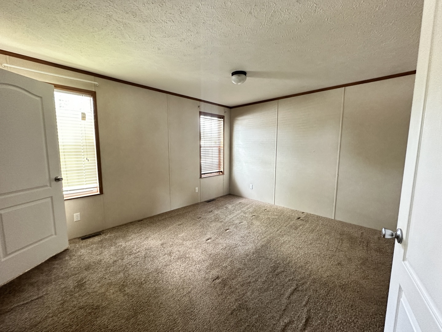 319 Avenue F, Bloomington, IL 61704