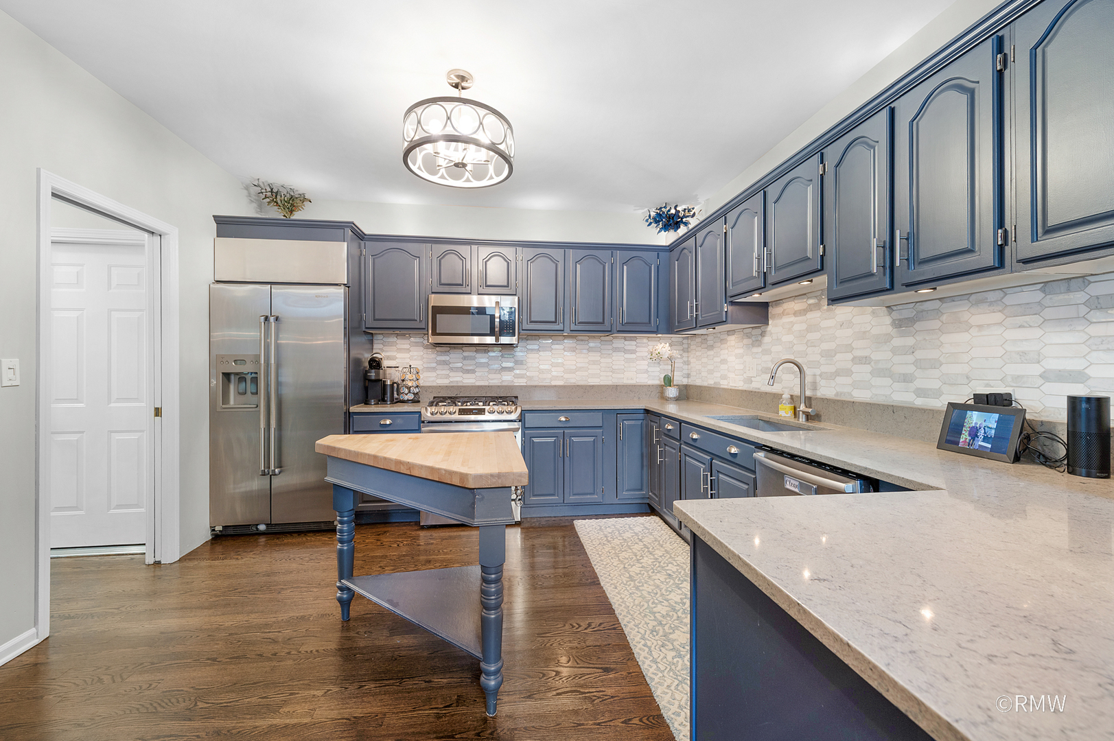 115 W SEMINOLE Avenue, Elmhurst, IL 60126